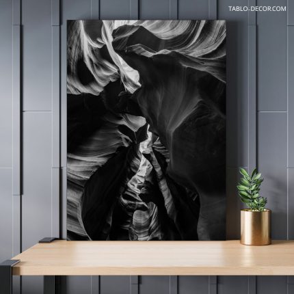 تابلو دکوراتیو مدرن صخره سیاه black rock