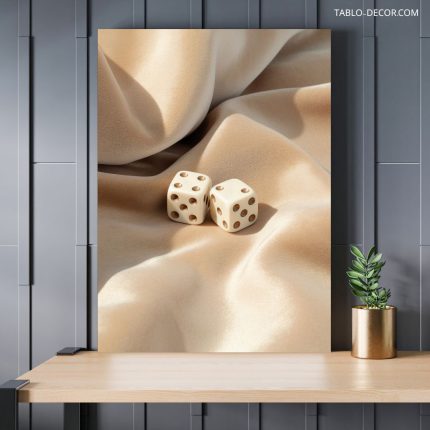 تابلو تاس کرم رنگ Cream colored dice