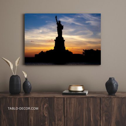 تابلو مجسمه آزادی نیویورک 7 Statue of Liberty