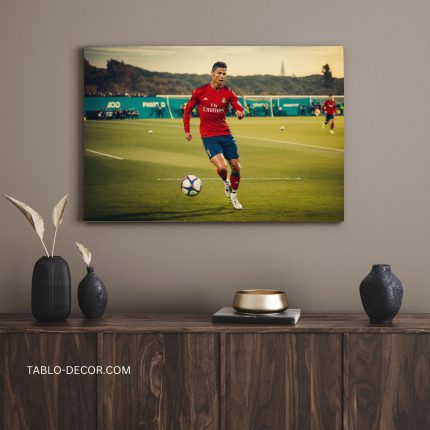 تابلو رونالدو در زمین بازی Ronaldo on the field