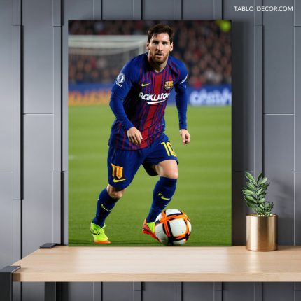 تابلو مسی در زمین بازی Messi on the pitch