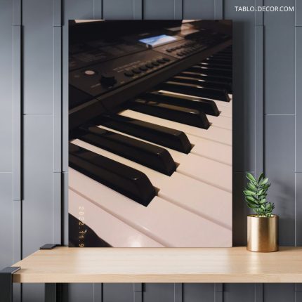 تابلو پیانو برای دکور موسیقی دانها Piano for music decor