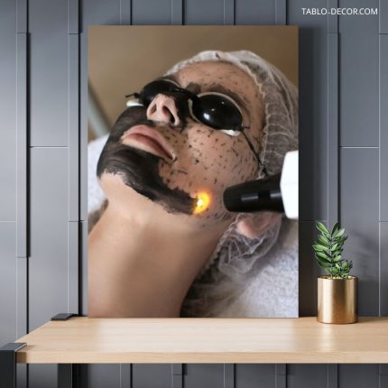 تابلو کلینیک زیبایی و جوانسازی پوست Beauty and skin rejuvenation clinic